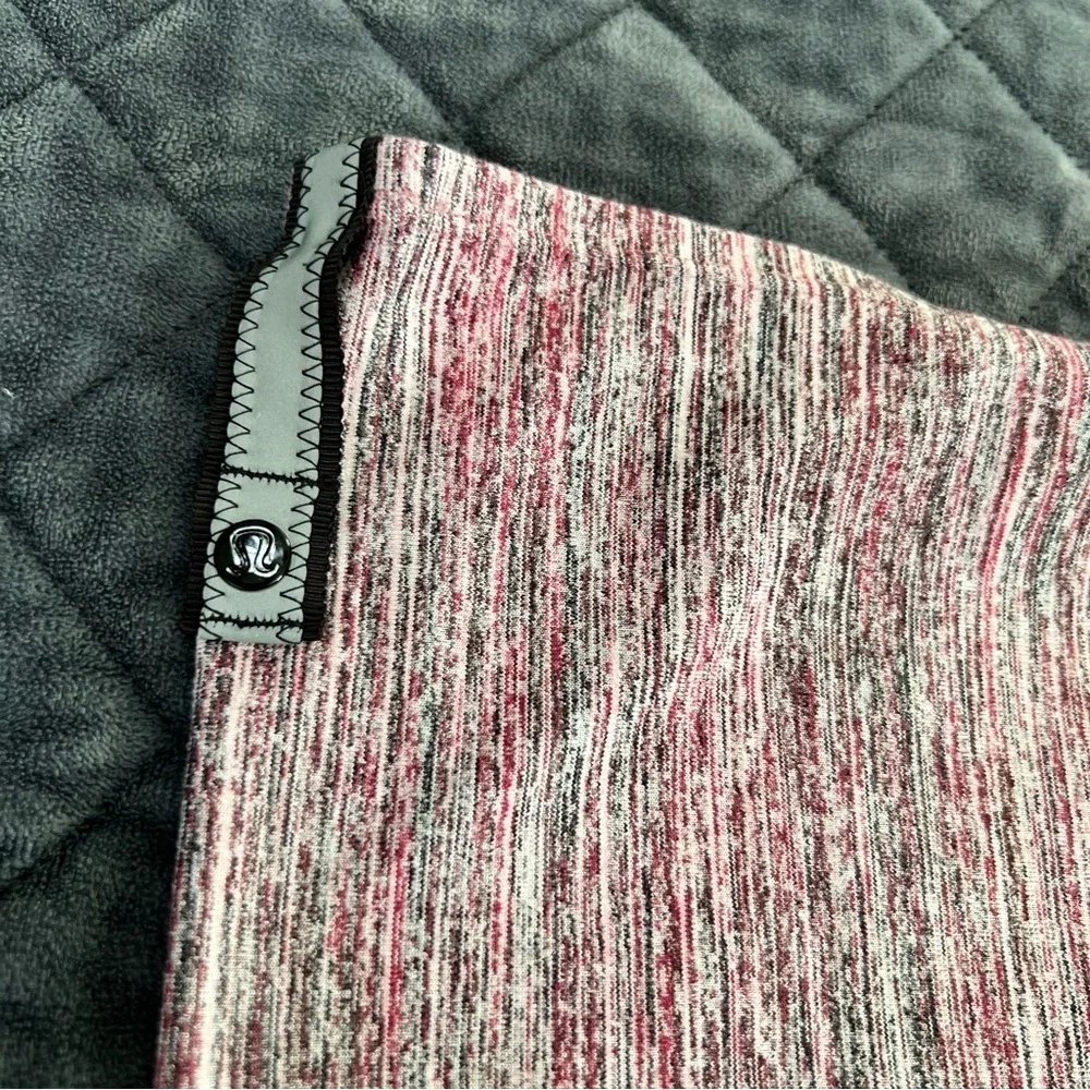 Lululemon Scarf Wrap Vinyasa Infinity Space Dye Camo Berry Rulu Rectangular B27